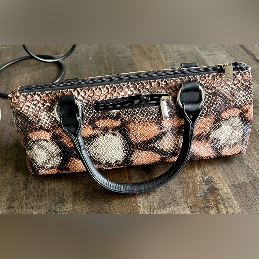 Primeware Stylish Snakeskin Pattern insulated win… - image 1